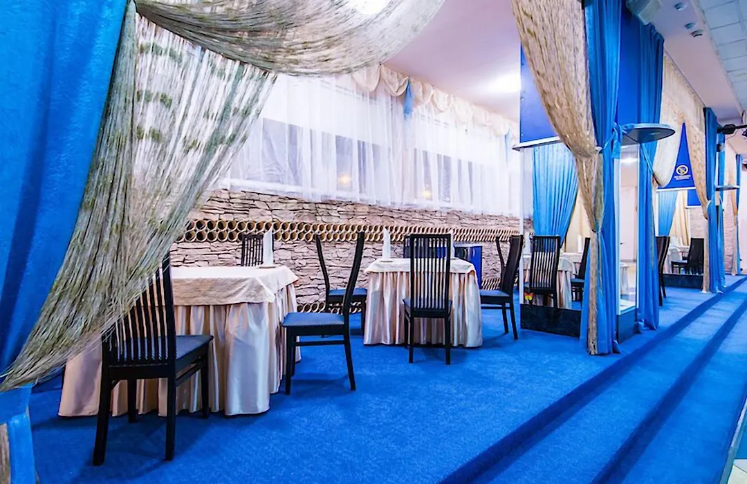Tourist Hotel-1