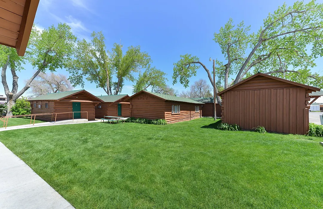 Buffalo Bill Cabin Village-1