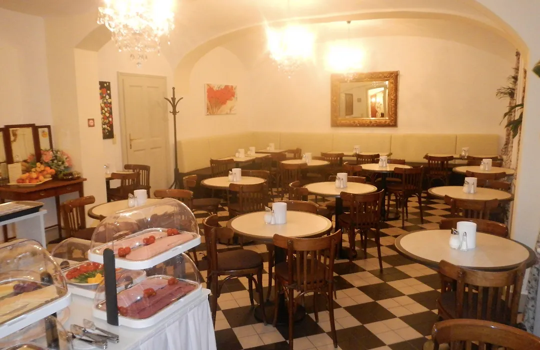 Hotel Graf Stadion-1