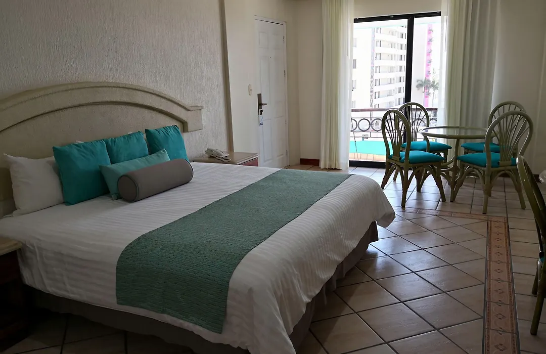 Hotel Playa Marina-1