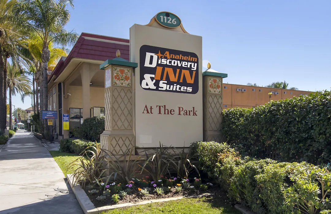 Anaheim Discovery Inn And Suites-1