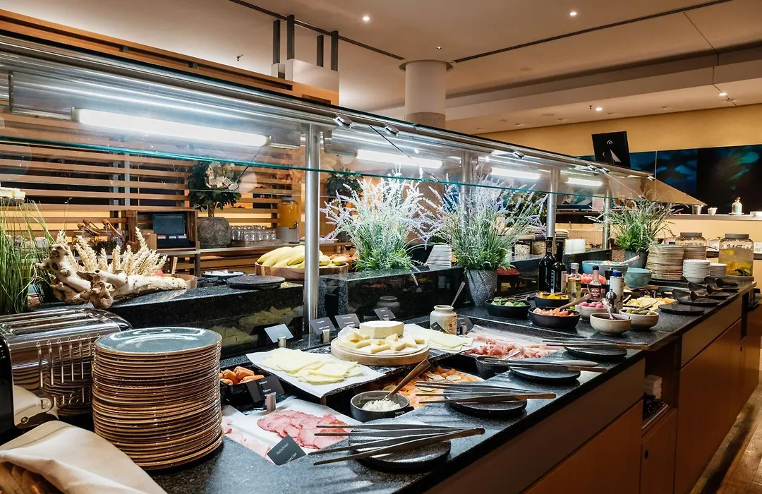 Radisson Blu Hotel Hannover-1