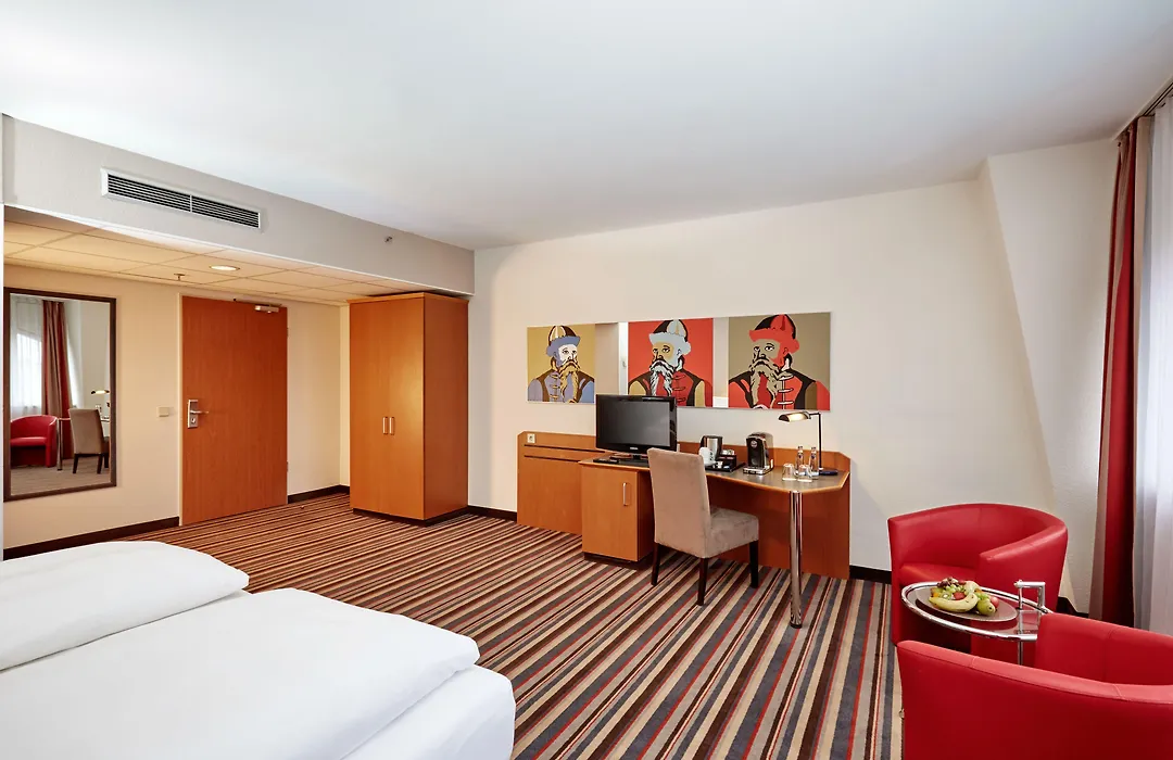 H+ Hotel Leipzig-1