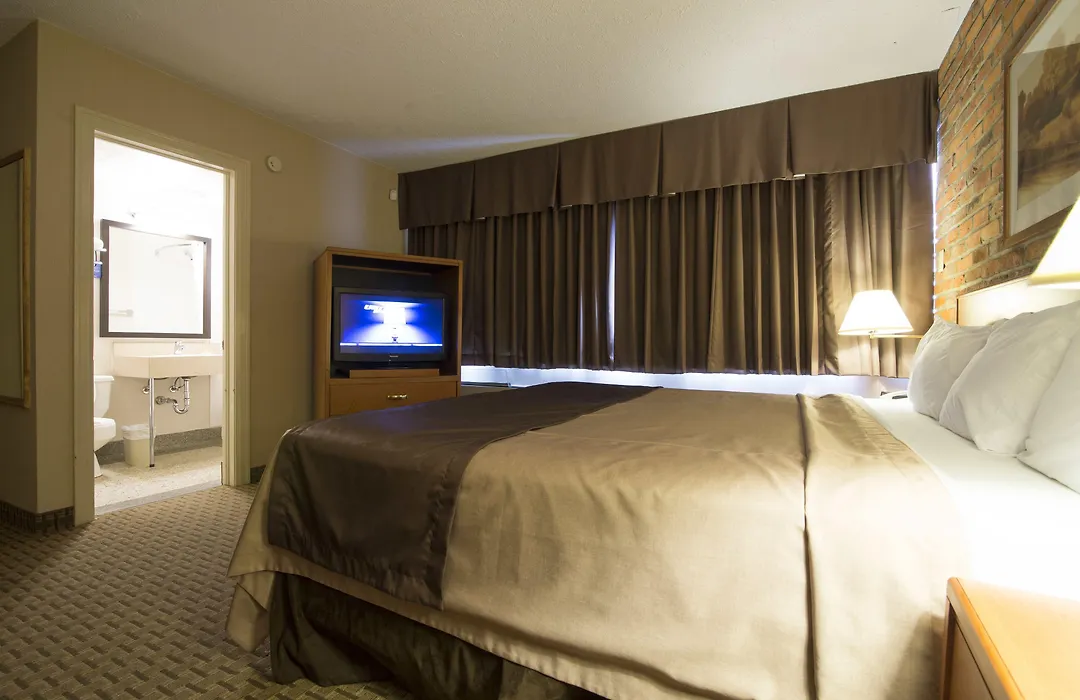 Travelodge By Wyndham Thunder Bay On-1