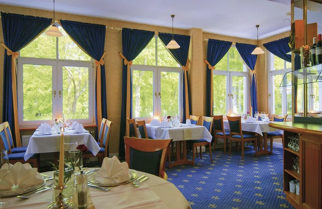 Kurpark Hotel-1