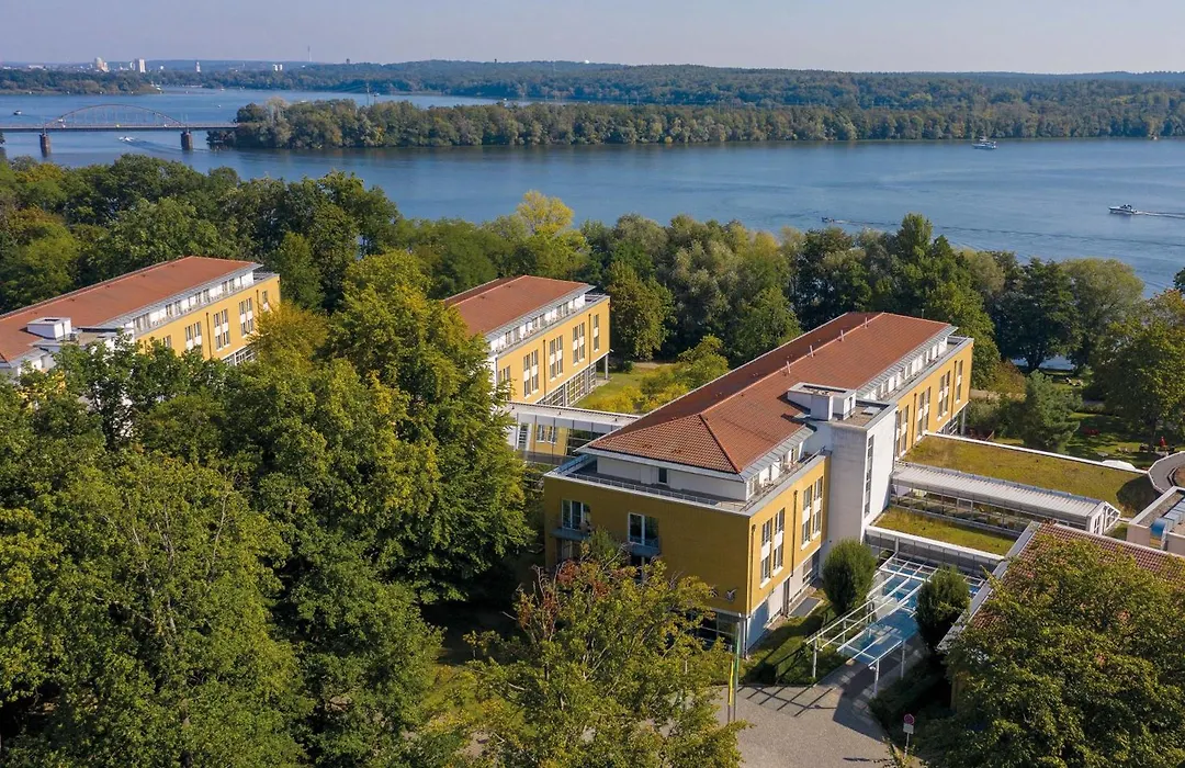 Seminaris Seehotel Potsdam-1