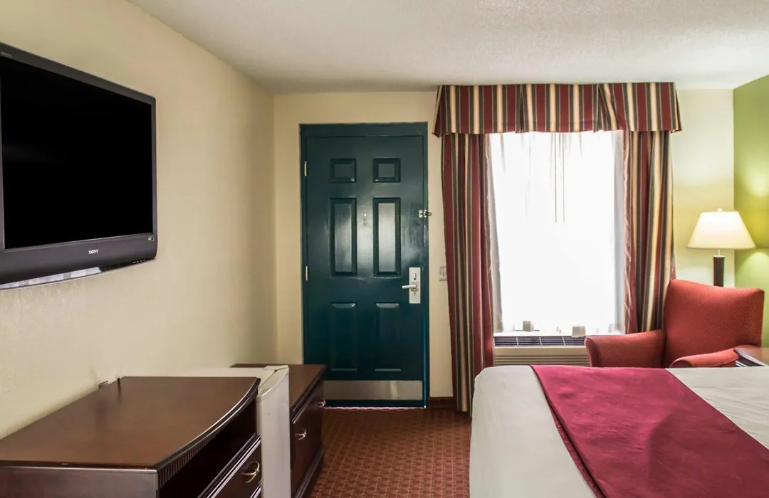 Quality Inn Chipley I-10 At Exit 120-1