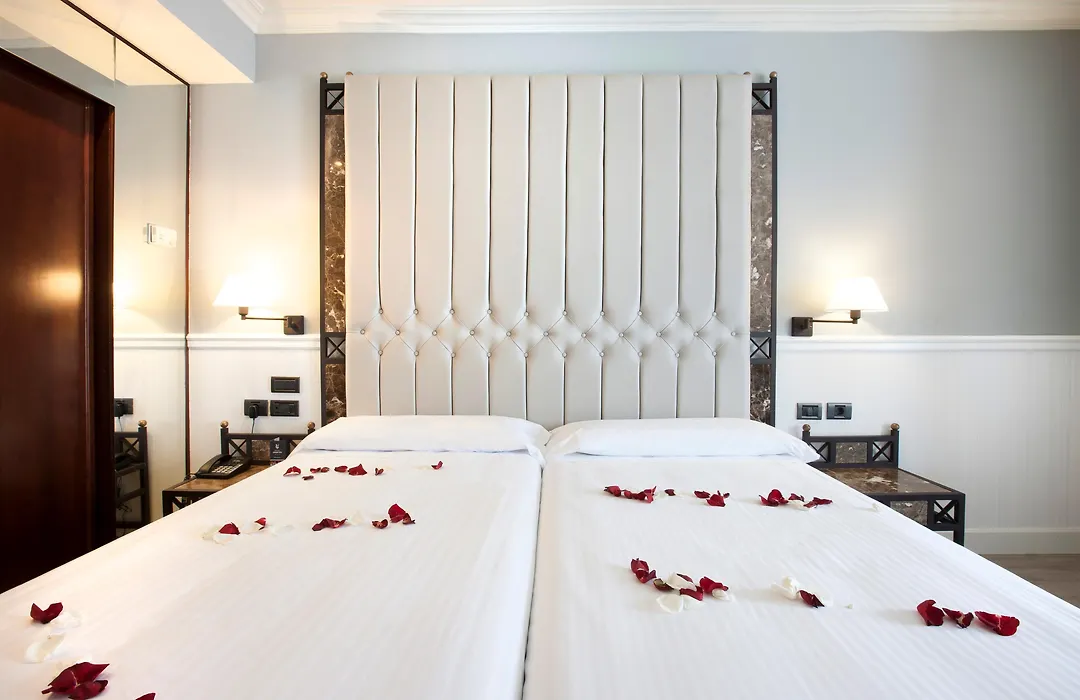 Hotel Gran Via-1
