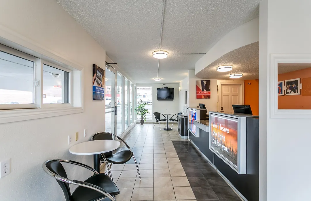 Motel 6-Butte, Mt - Historic City Center-1