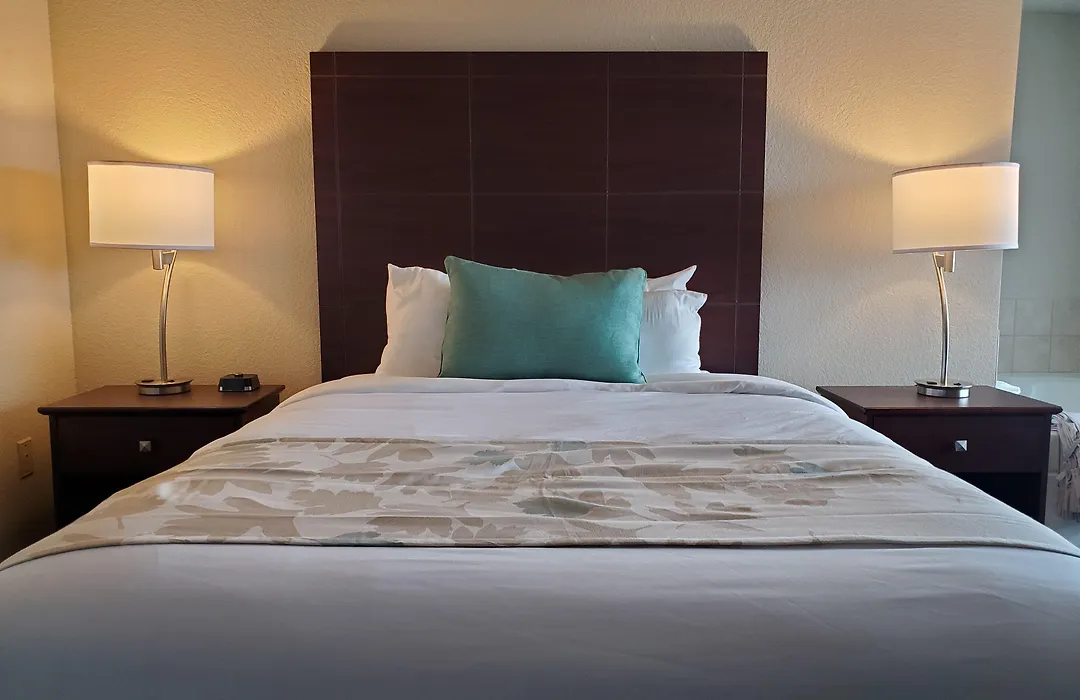 Cobblestone Suites - Oshkosh-1