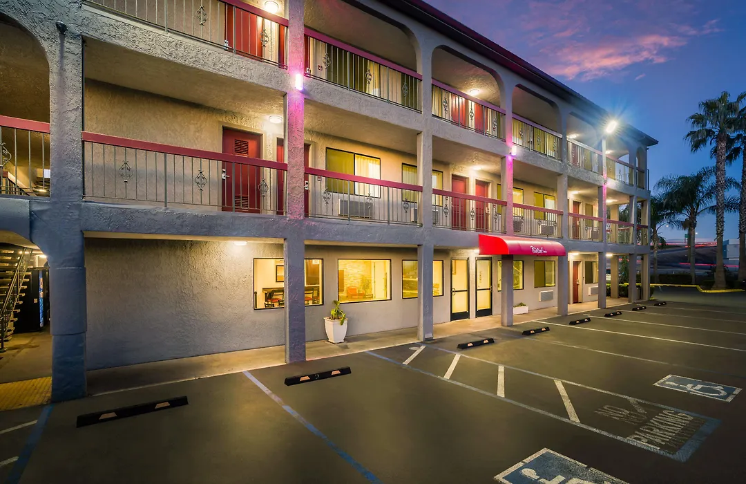 Red Roof Inn Stockton-1