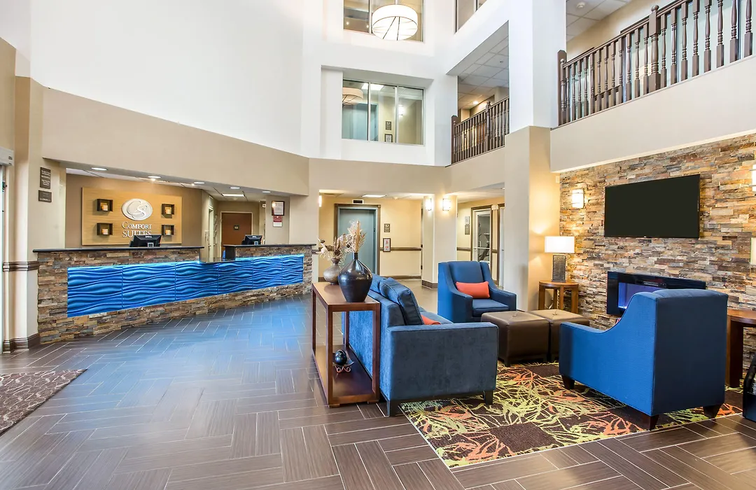 Comfort Suites Springfield I-70-1