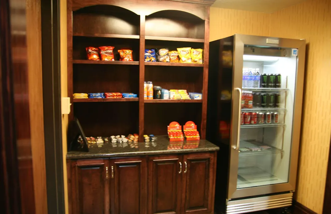 Best Western Plus Midwest Inn & Suites-1