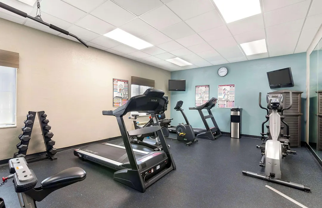 Best Western Savannah Airport Inn & Suites-1