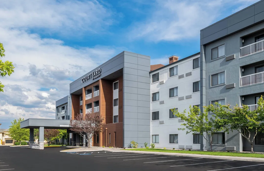Courtyard By Marriott Reno-1