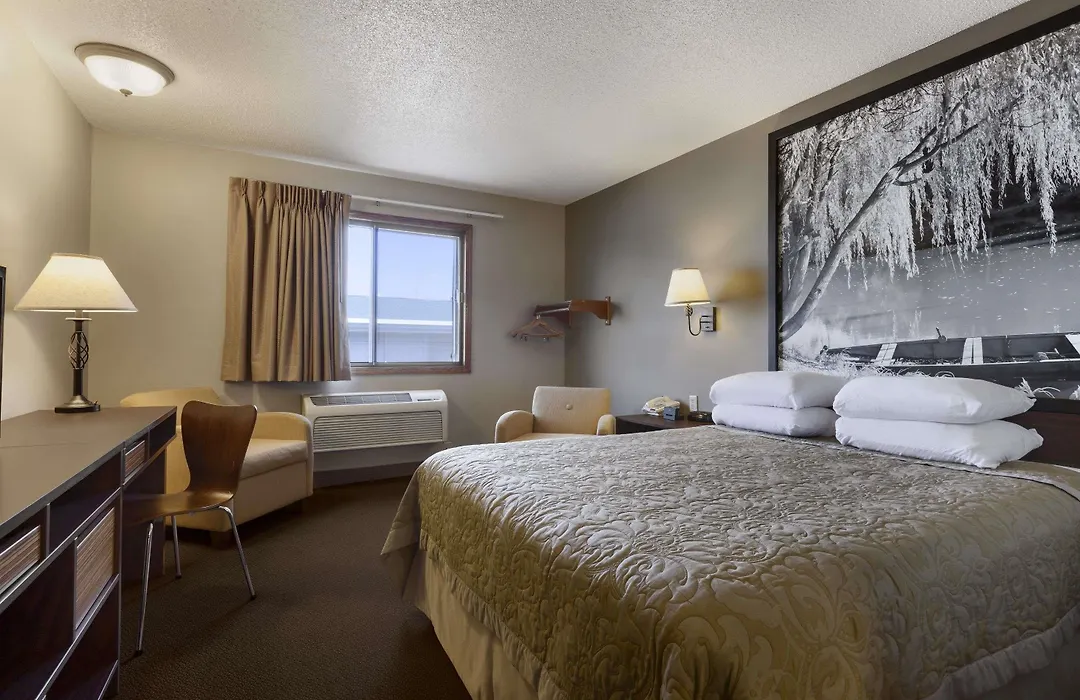 Super 8 By Wyndham Sioux Falls/41St Street-1