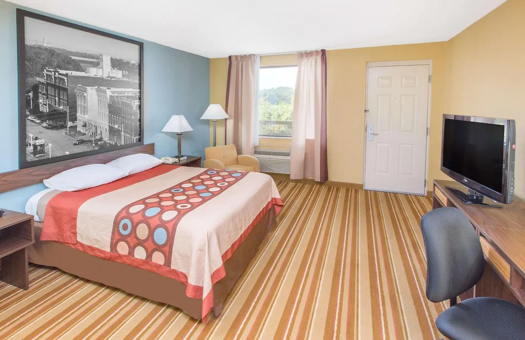 Super 8 By Wyndham Dothan-1