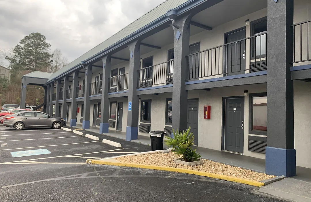 Scottish Inns - Locust Grove-1