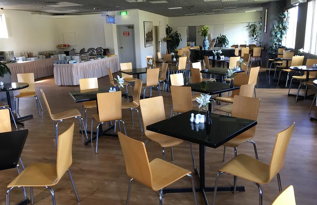 Devere Hotel-1