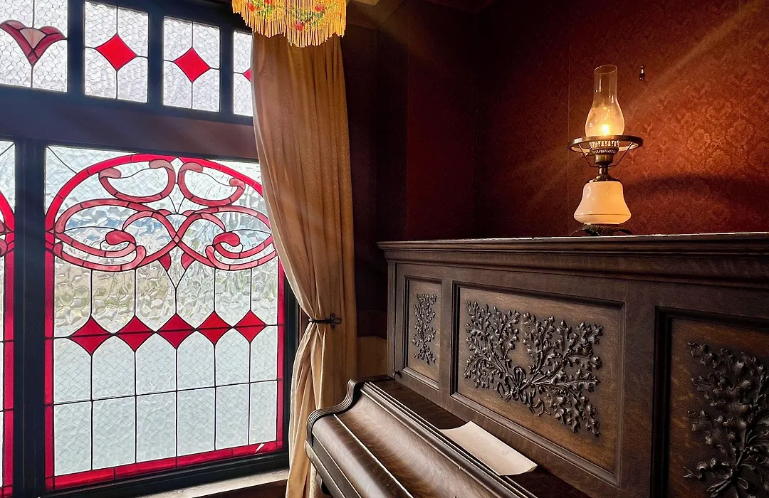 Van Gilder Hotel-1