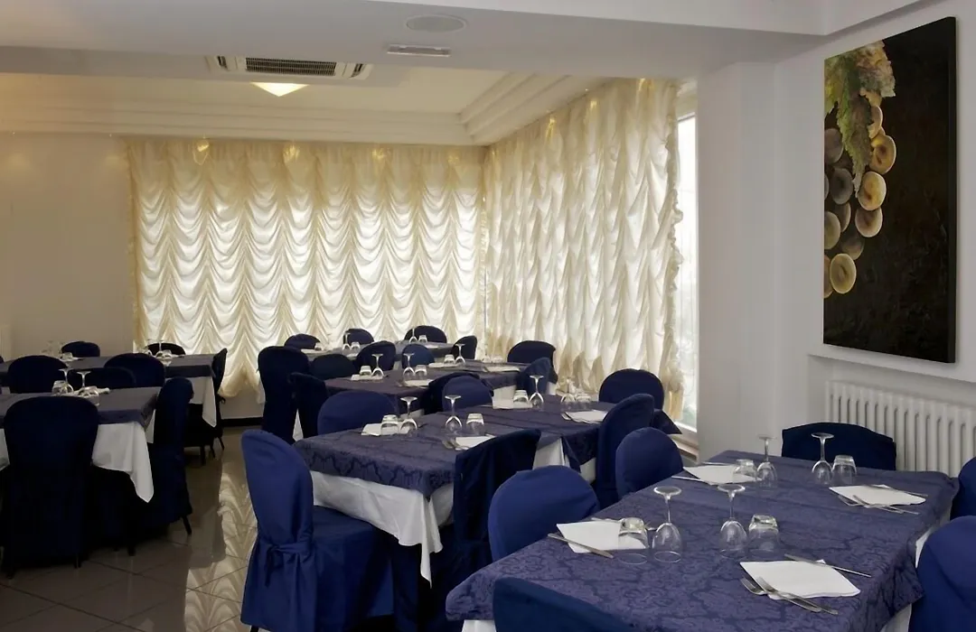 Hotel Mediterraneo-1
