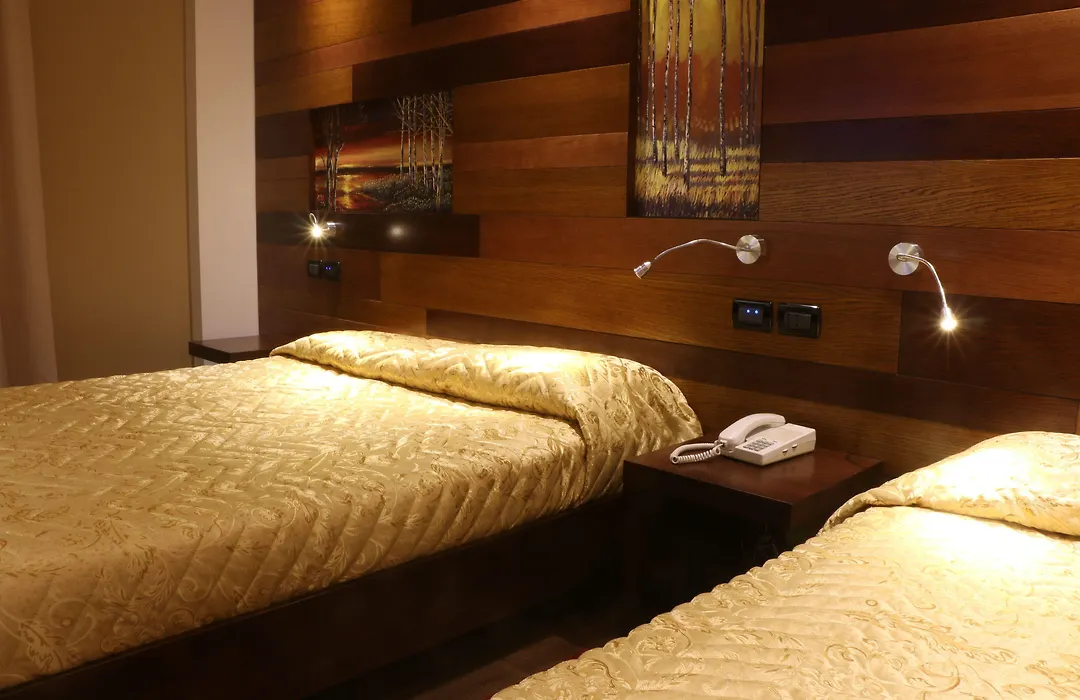Hotel Centrale-1