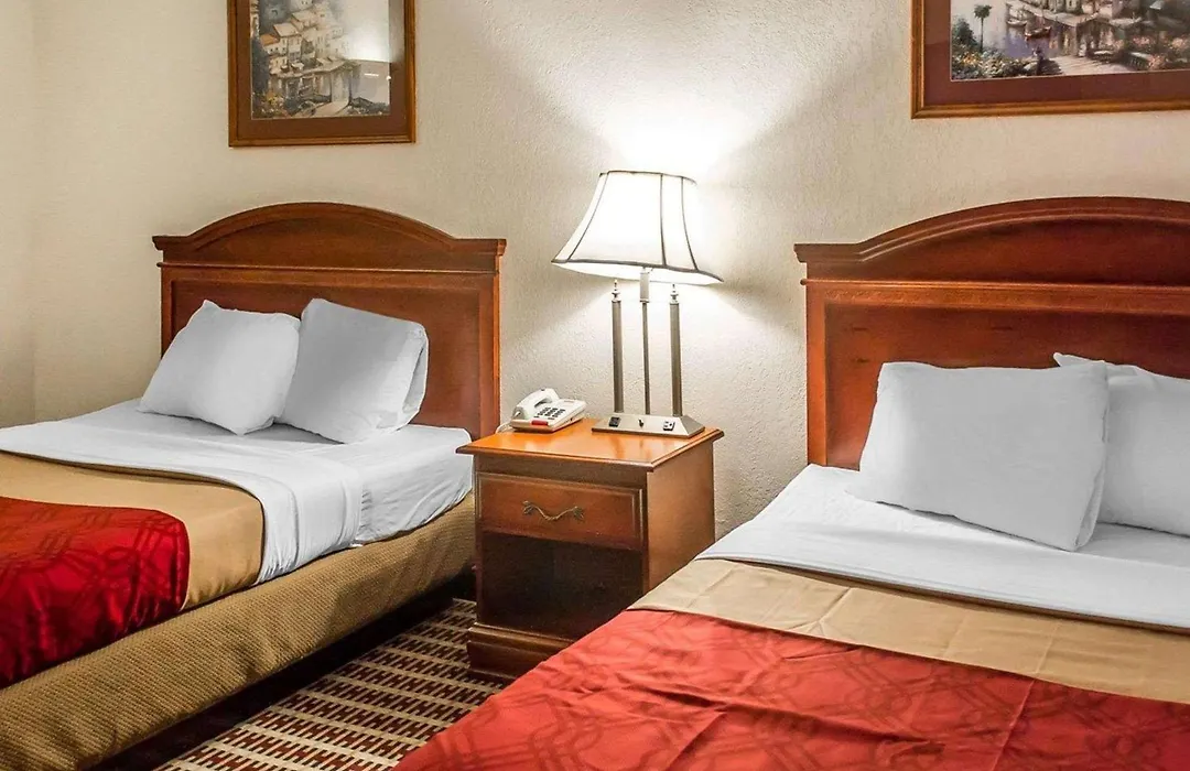 Economy Inn & Suites-1