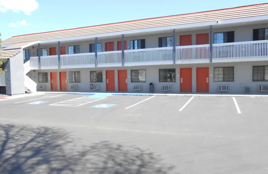 Econo Lodge Flagstaff East I-40-1