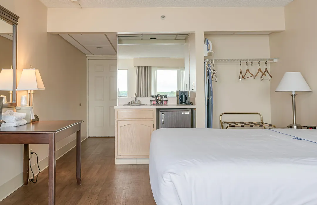 Bonnie Castle Resort & Marina-1