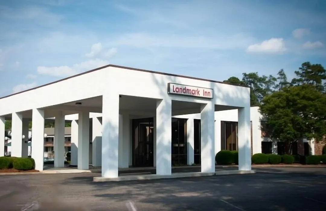 Landmark Inn-1