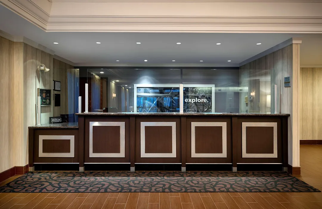 Hampton Inn By Hilton Boston/Cambridge-1