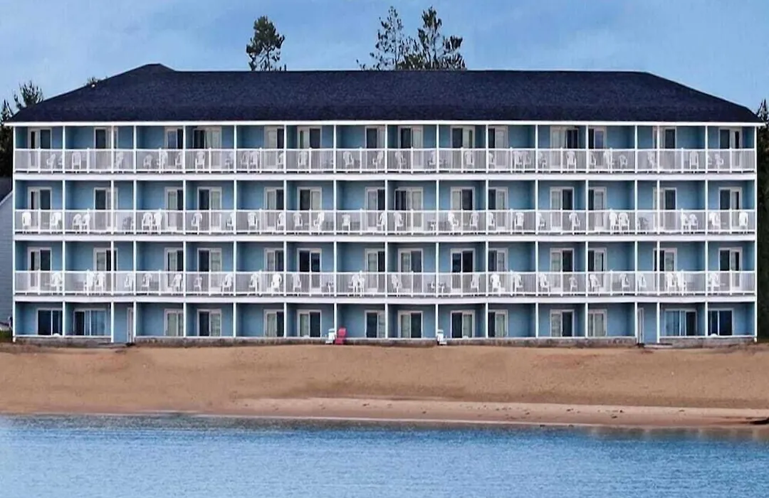 Fairview Beachfront Inn-1