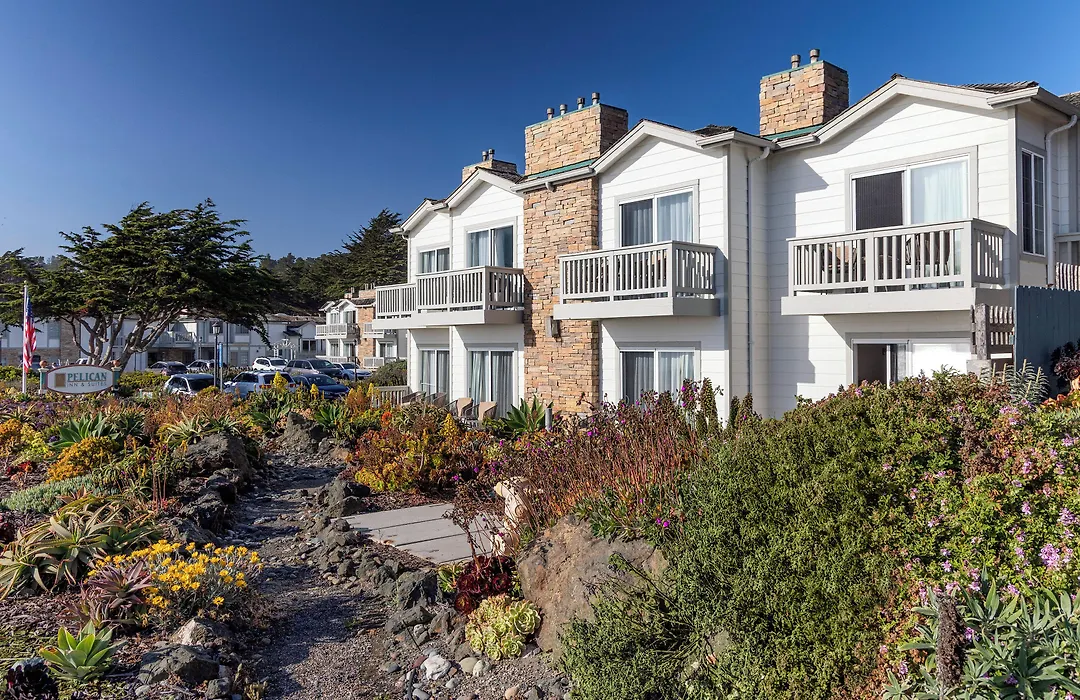 Pelican Inn & Suites-1