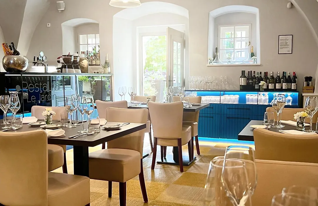 Bellevue Hotel Cesky Krumlov-1