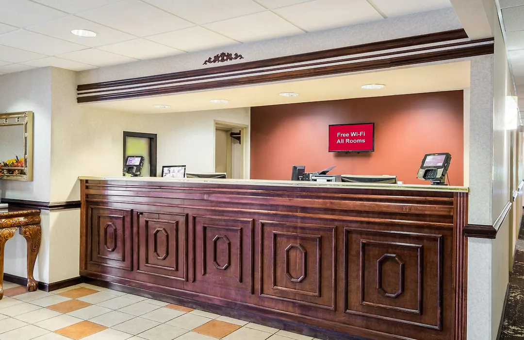 Red Roof Inn Hendersonville-1