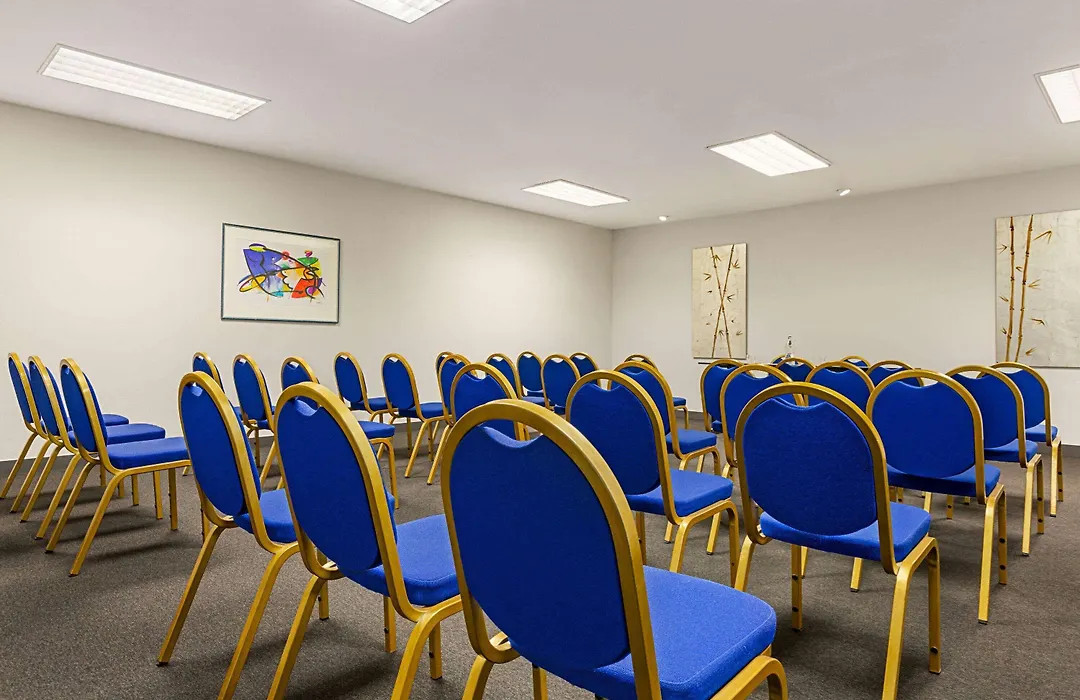 Ramada By Wyndham Madrid Tres Cantos-1