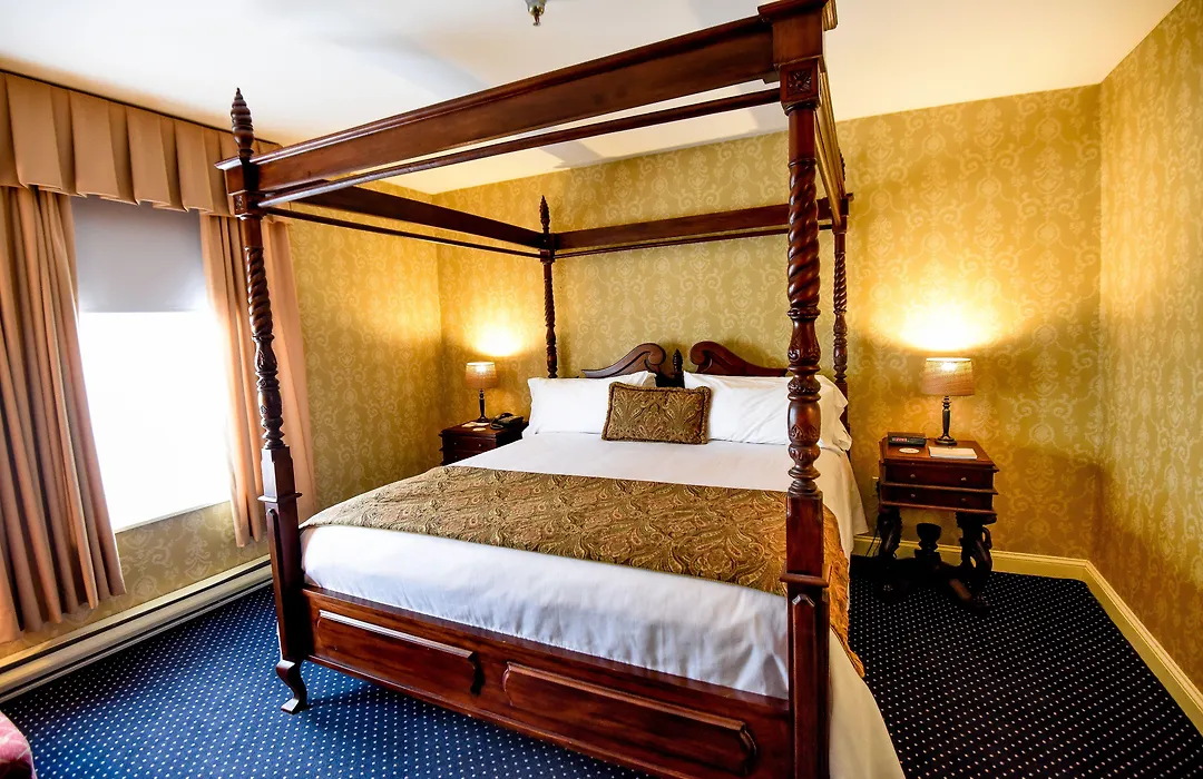 The Inn At Saratoga-1