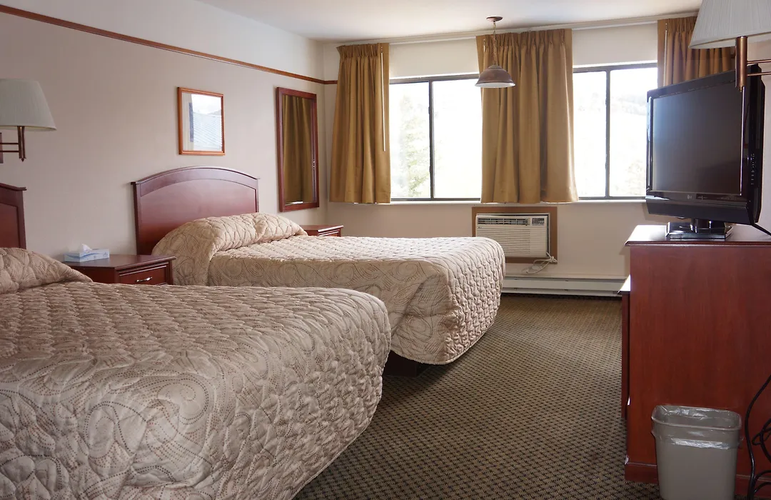 Luxury Inn & Suites-1
