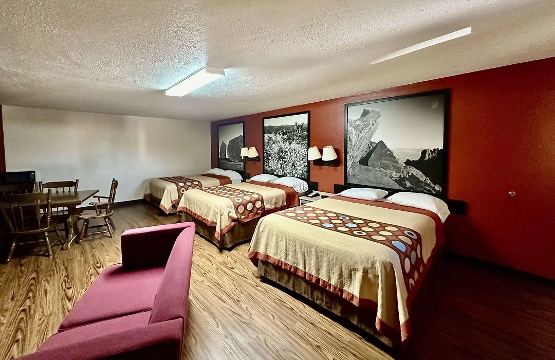 Super 8 By Wyndham Athens Tx-1