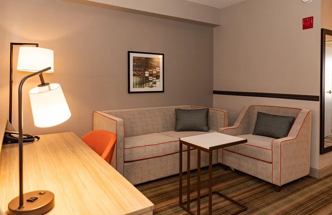 Hampton Inn & Suites By Hilton- Newark Airport Elizabeth-1