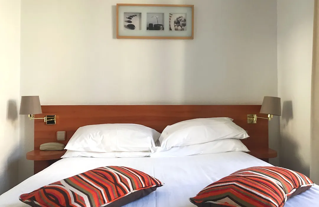 Hotel Colbert-1