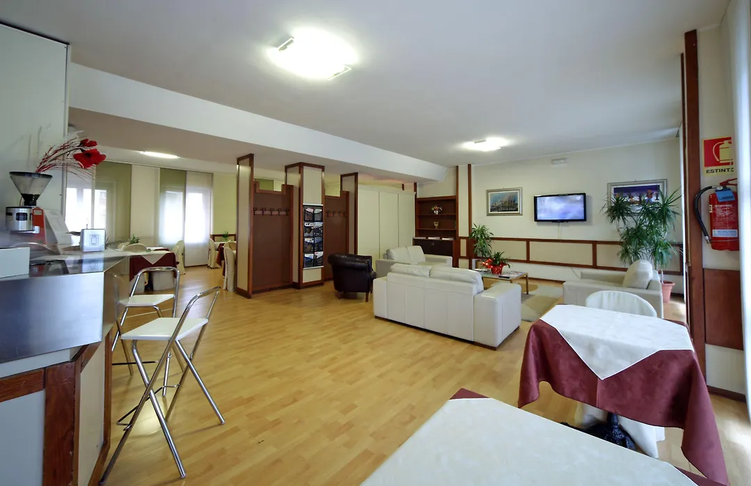Hotel Cristallo Brescia-1