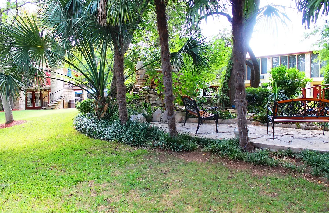 Inn Of The Hills Hotel And Conference Center-1