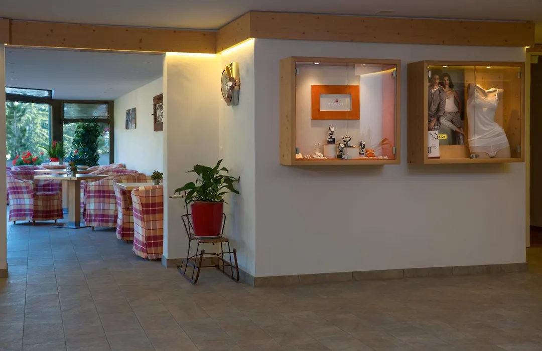 Hotel Helvetia Intergolf-1