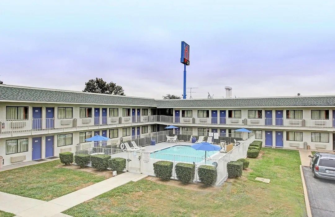 Motel 6-San Marcos, Tx-1