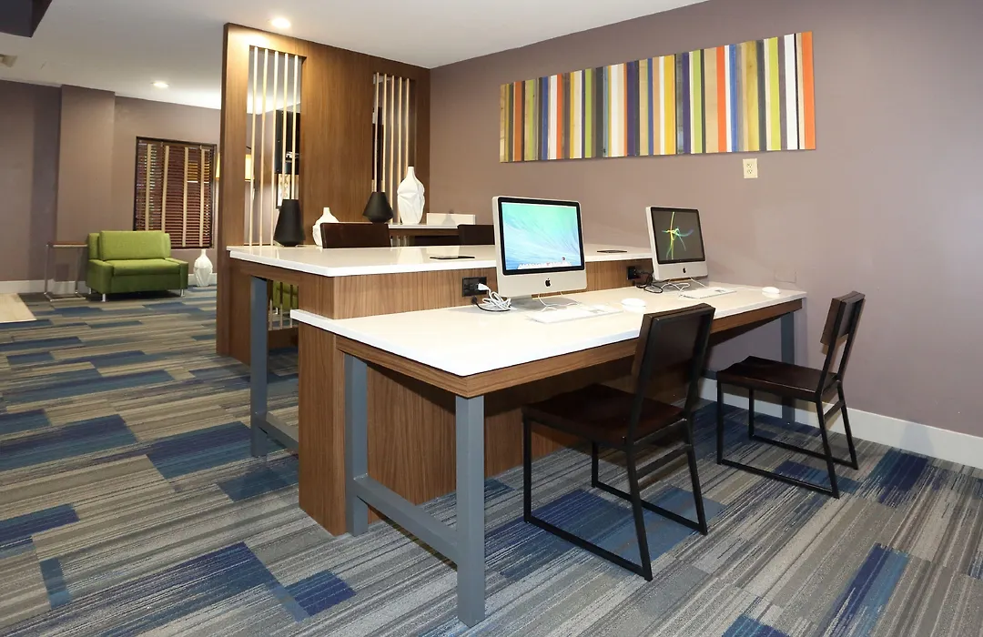 Holiday Inn Express & Suites Newport News By Ihg-1