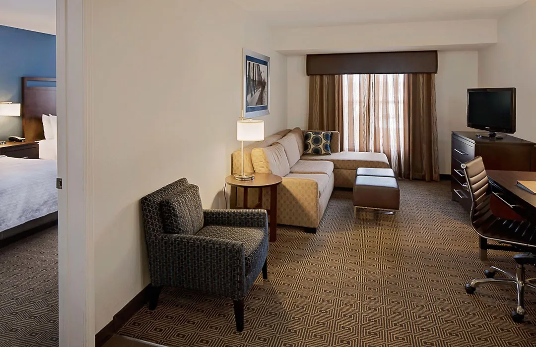 Homewood Suites By Hilton Manchester/Airport-1