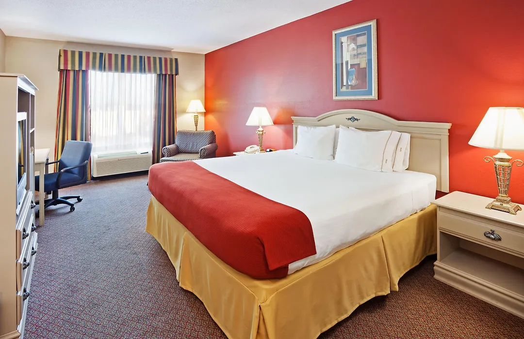 Holiday Inn Express Hotel & Suites London By Ihg-1