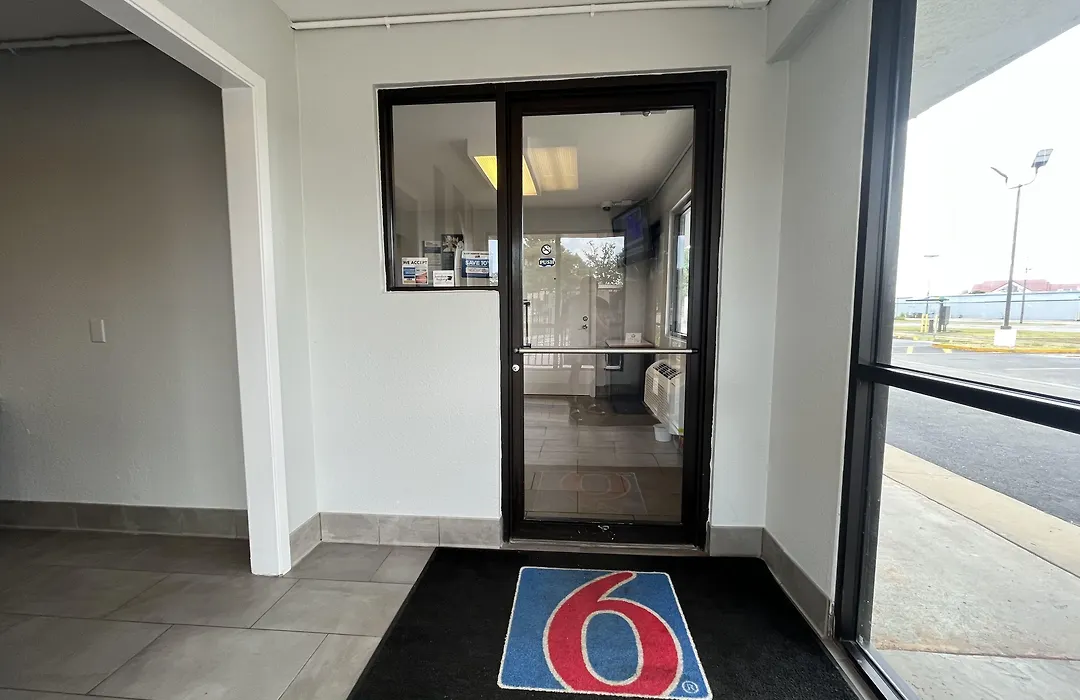 Motel 6 Jonesboro-1