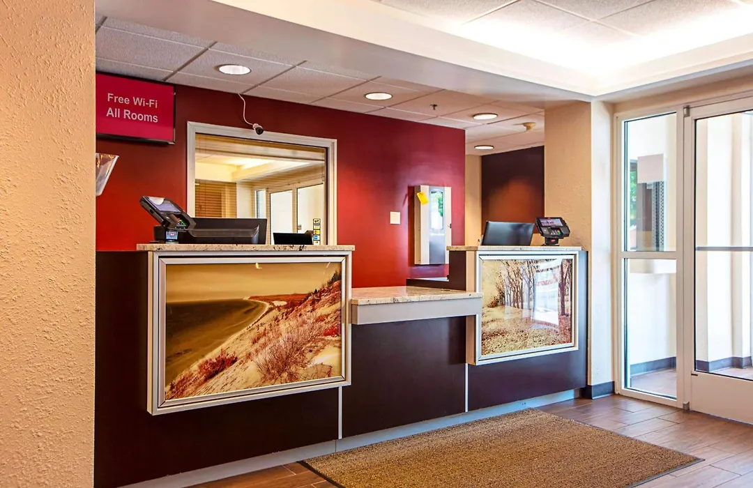 Seasons Inn Traverse City-1